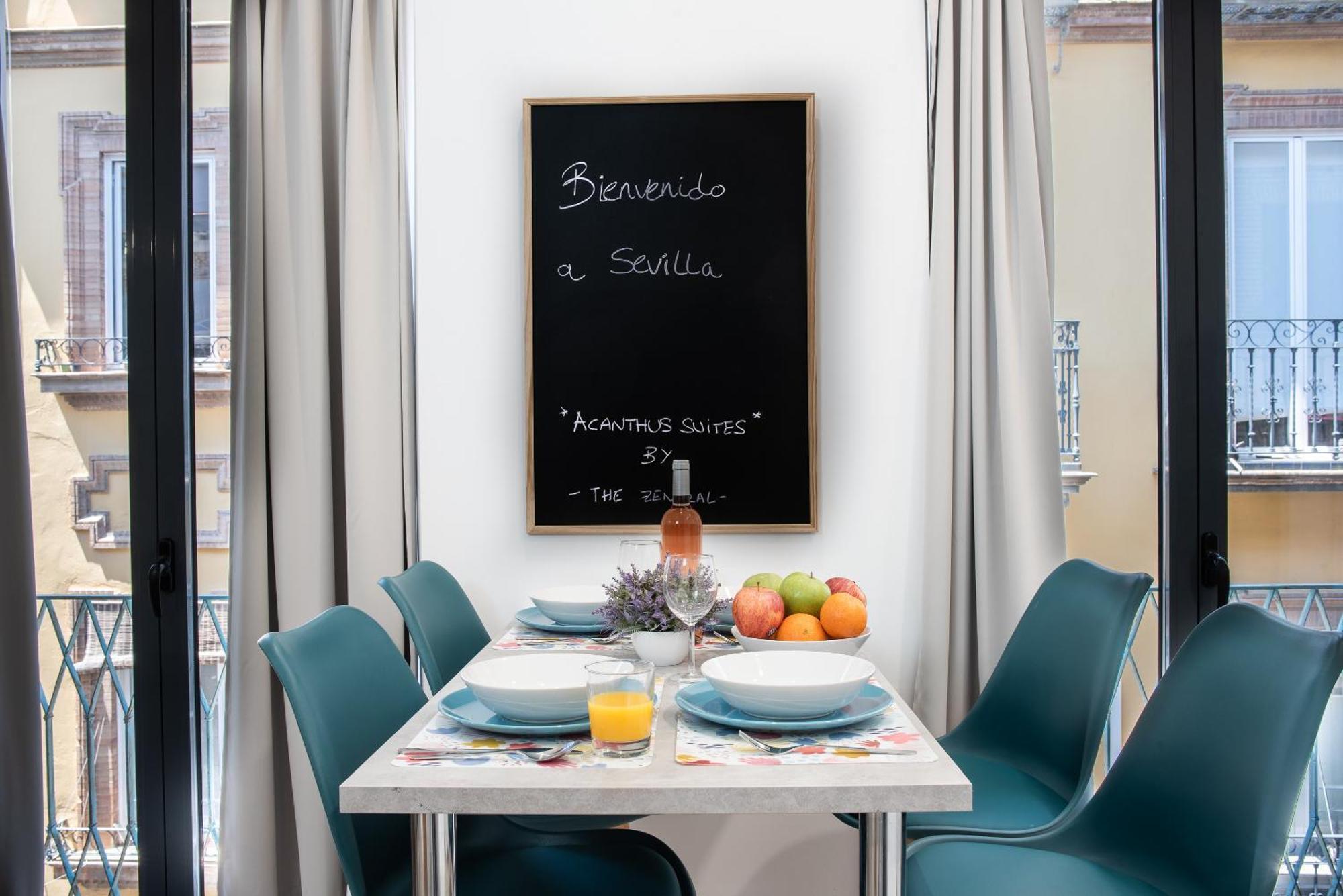 Acanthus Apartment Seville